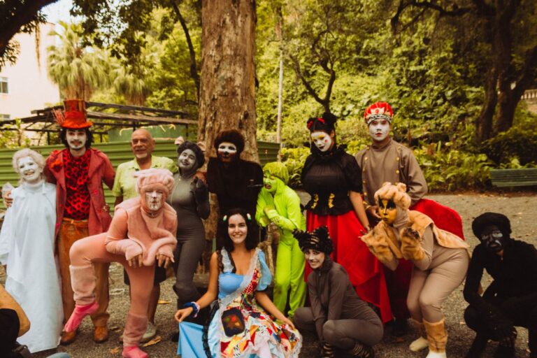 sala-nelson-pereira-dos-santos-recebe-nova-edicao-da-sessao-azul-com-espetaculo-“alice-no-pais-das-maravilhas-oceanicas”