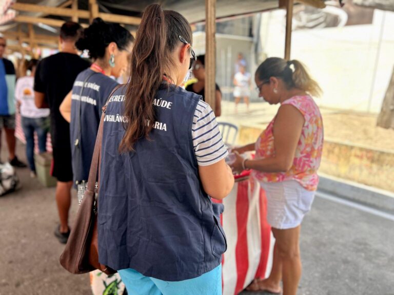 vigilancia-em-saude-de-marica-orienta-populacao-sobre-riscos-do-consumo-de-alimentos-vencidos-ou-mal-armazenados