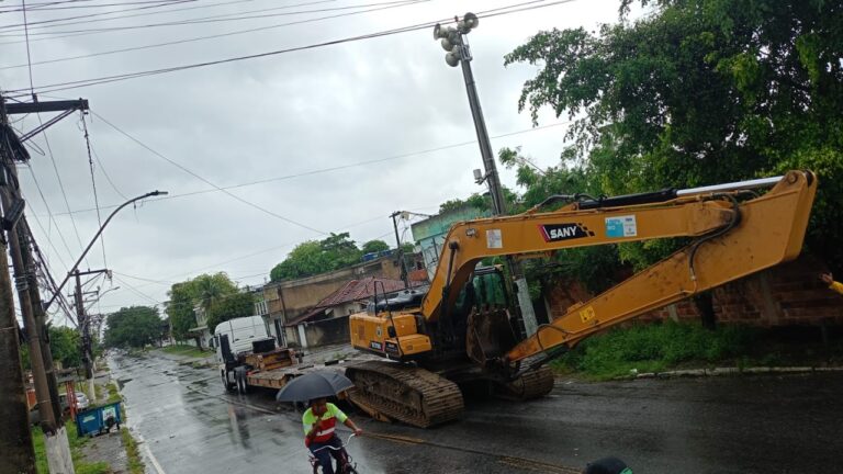 governo-do-estado-envia-maquinario-a-municipios-afetados-pelas-chuvas-e-segue-monitorando-todas-as-regioes