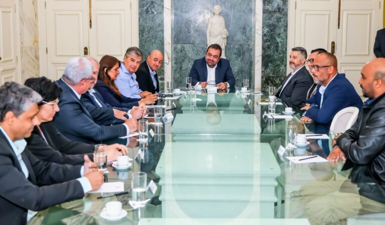 governo-do-estado-lanca-segunda-fase-do-rj-digital-municipios-com-unidades-fisicas-e-plataformas-digitais