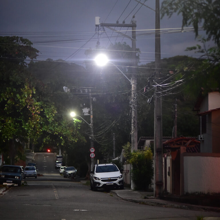 Iluminação de LED chega ao Cafubá iluminacao-de-led-chega-ao-cafuba