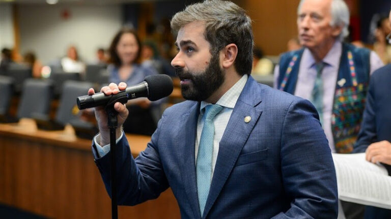 rio-podera-ter-banco-de-perfis-geneticos