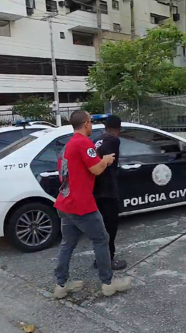 Polícia Civil prende traficante foragido em Santa Rosa policia-civil-prende-traficante-foragido-em-santa-rosa