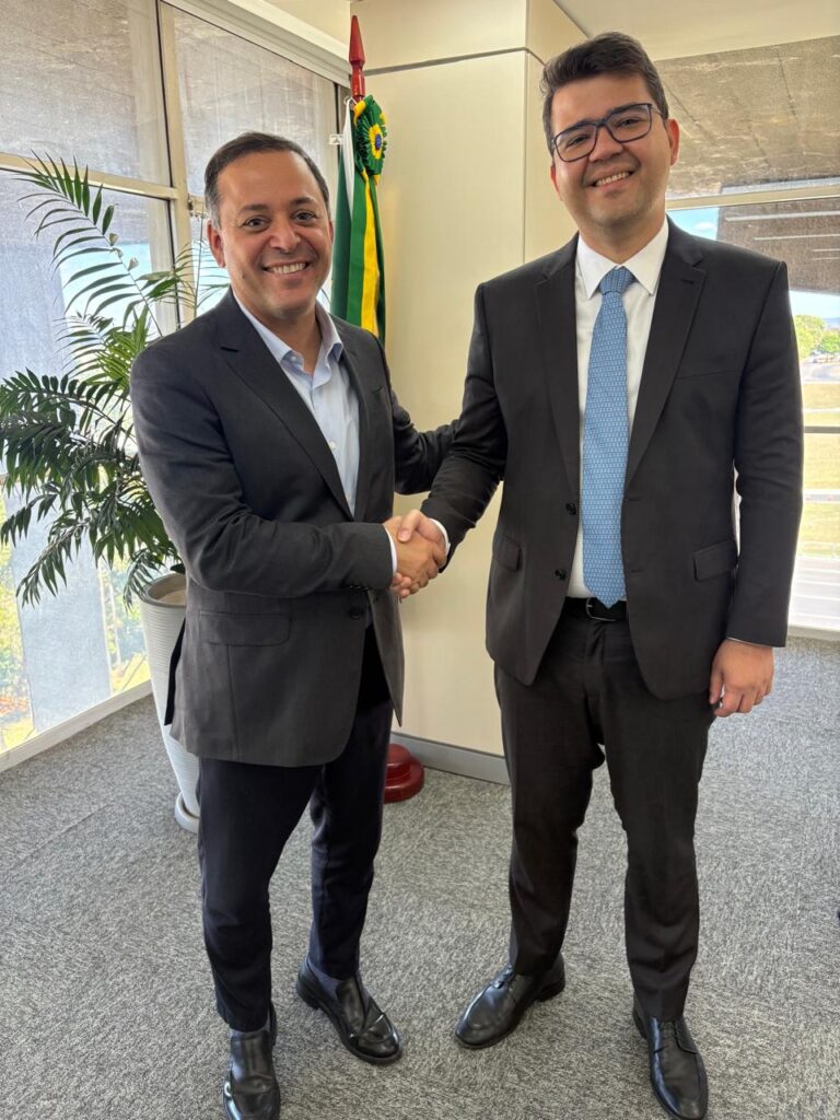 Prefeito Rodrigo Neves vai a Brasília tratar de pautas importantes para o desenvolvimento de Niterói 129 WhatsApp Image 2026 07 22 at 08.35.42