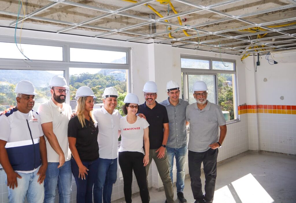 Prefeito Rodrigo Neves vistoria implantação do Supercentro de Exames e obras de nova escola na Região Oceânica 151 WhatsApp Image 2026 07 22 at 14.19.02 2