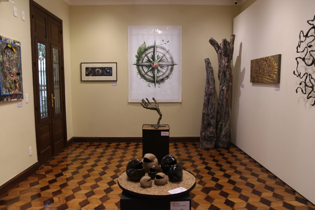 Últimos dias para visitar a exposição "Travessia" no Centro Cultural Cauby Peixoto Últimos dias para visitar a exposição "Travessia" no Centro Cultural Cauby Peixoto